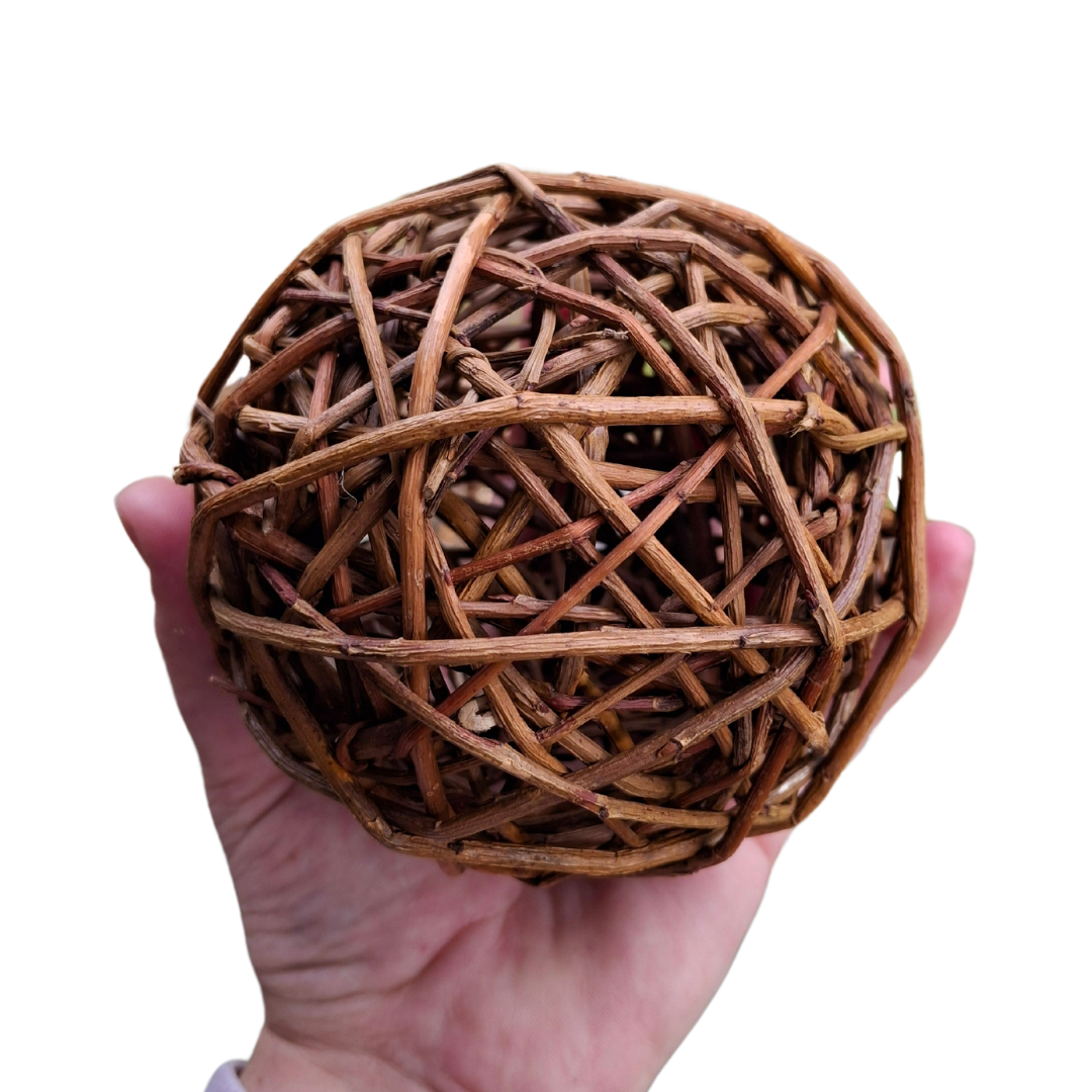 Ball Shell Willow Bird Naturals Willow Ball – Pixie Paws Pets